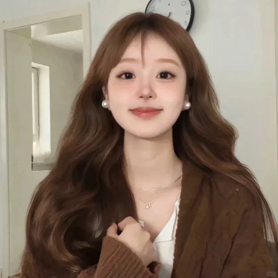 时尚女王：Iris的华丽传奇